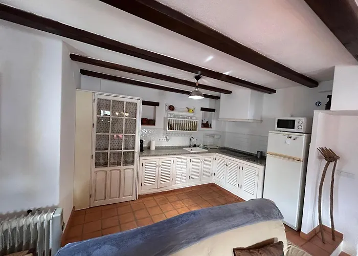 Romeral 1 Semesterbostad *